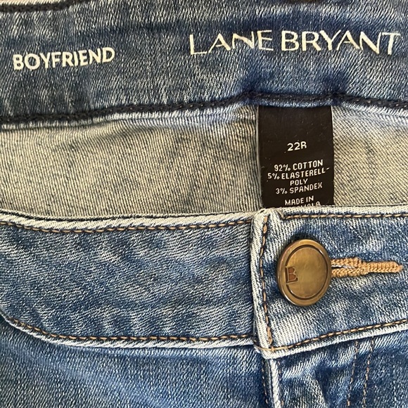 LANE BRYANT➕Distressed Boyfriend Jeans - Picture 5 of 7
